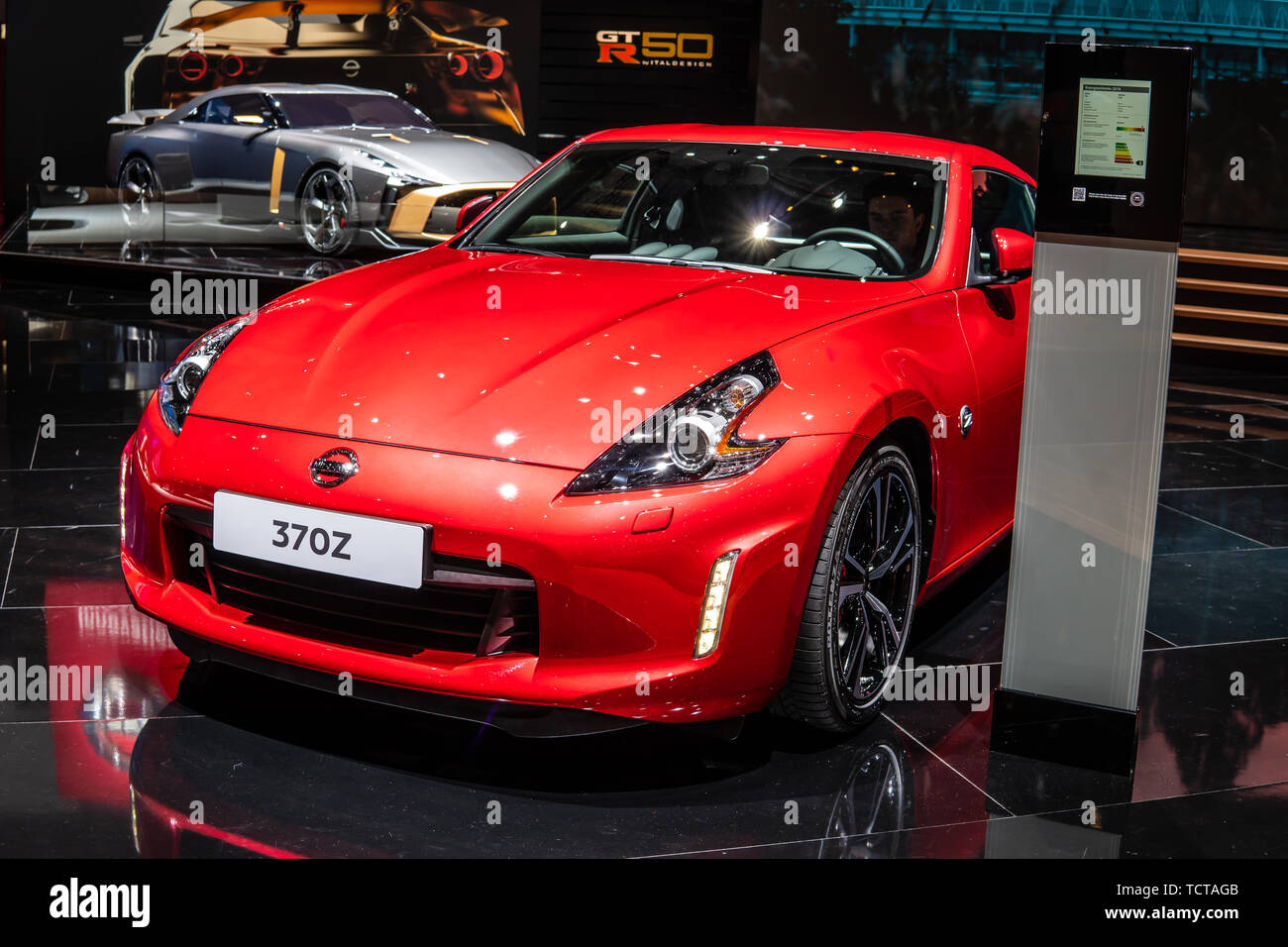 Genève, Suisse, le 07 mars 2019 : Nissan 370Z à Genève International Motor Show, 2 portes, voiture de sport 2 places fabriqué par Nissan Banque D'Images