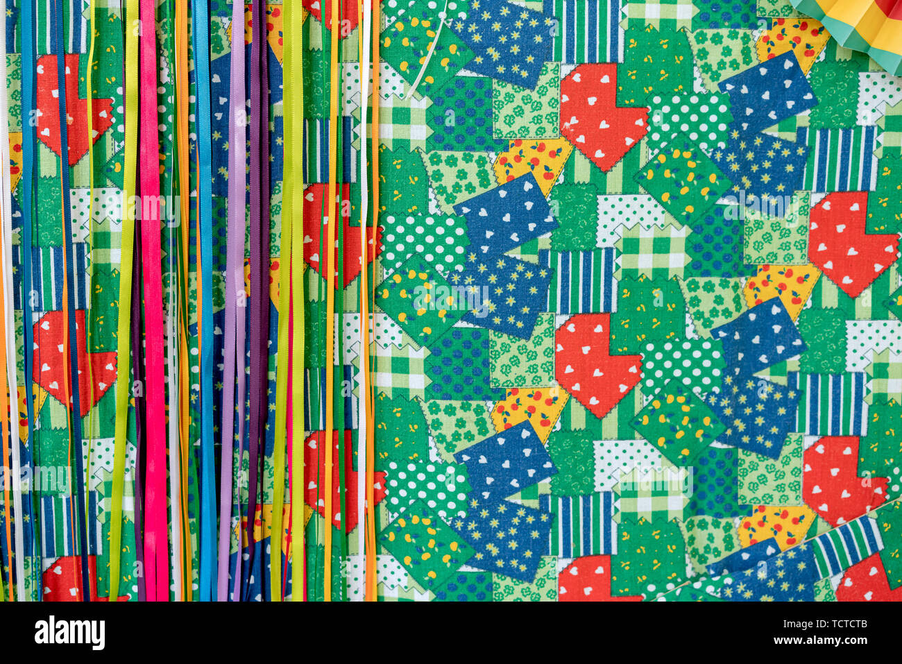 Festa Junina, Sao Joao, parti avec les petits drapeaux colorés il arrive en juin, principalement dans le nord-est du Brésil. Banque D'Images