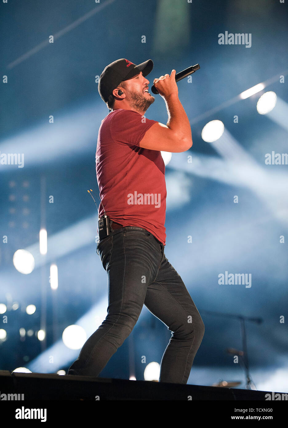 9 juin 2019 - Nashville, Tennessee, USA - Musicien LUKE BRYAN effectue live au Nissan Stadium dans le cadre du CMA 2019 Music Festival qui a eu lieu au centre-ville de Nashville. Copyright 2019 Jason Moore. (Crédit Image : © Jason Moore/Zuma sur le fil) Banque D'Images