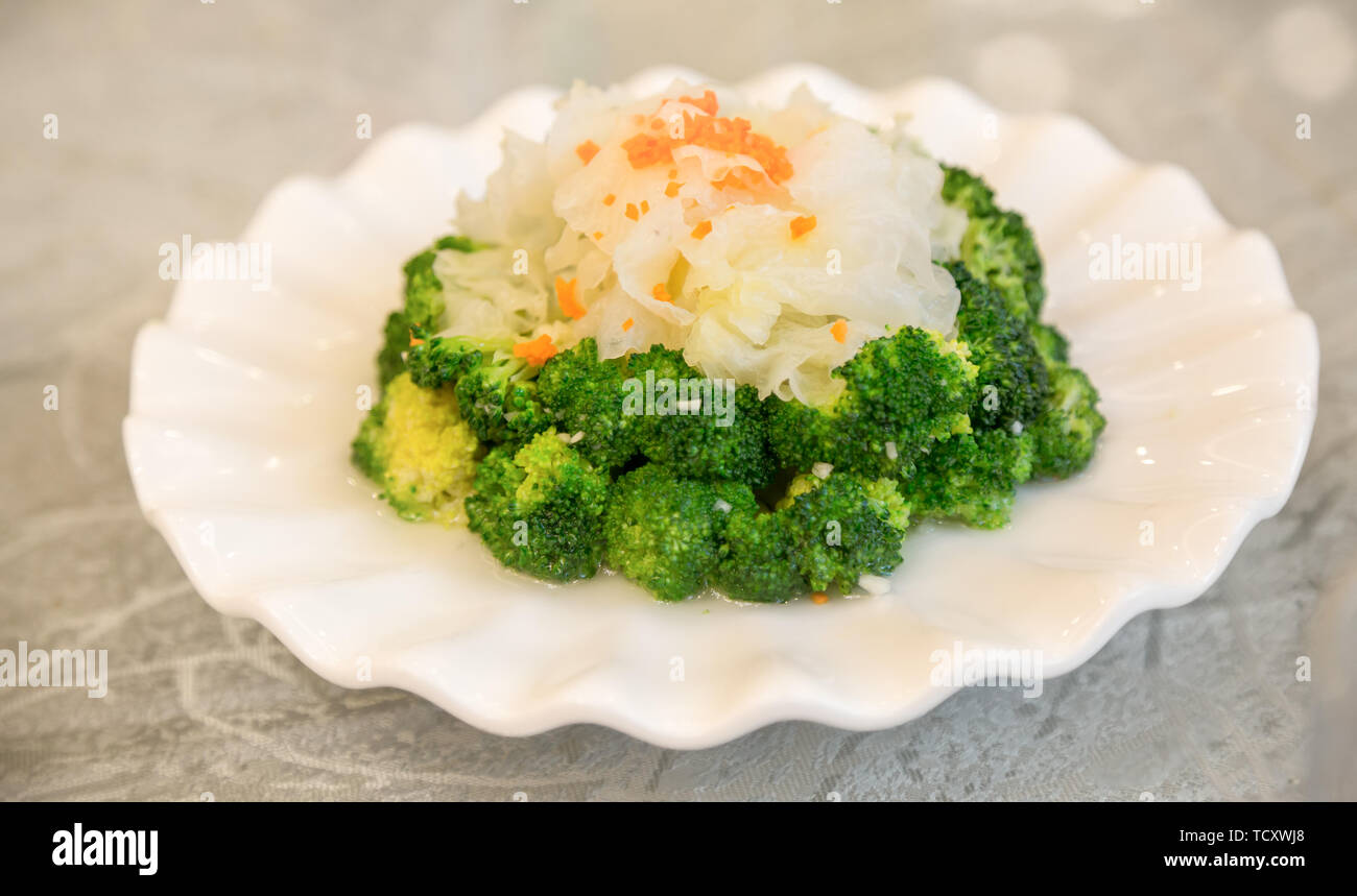 L'oreille d'argent le brocoli, une cuisine chinoise Banque D'Images