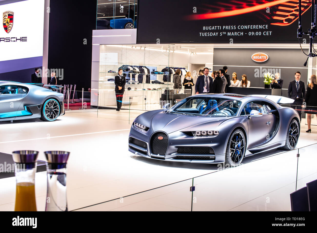 Genève, Suisse, 05 mars 2019 : Bugatti Chiron Sport à Genève International Motor Show, voitures de rêve, site d'exposition Bugatti Banque D'Images