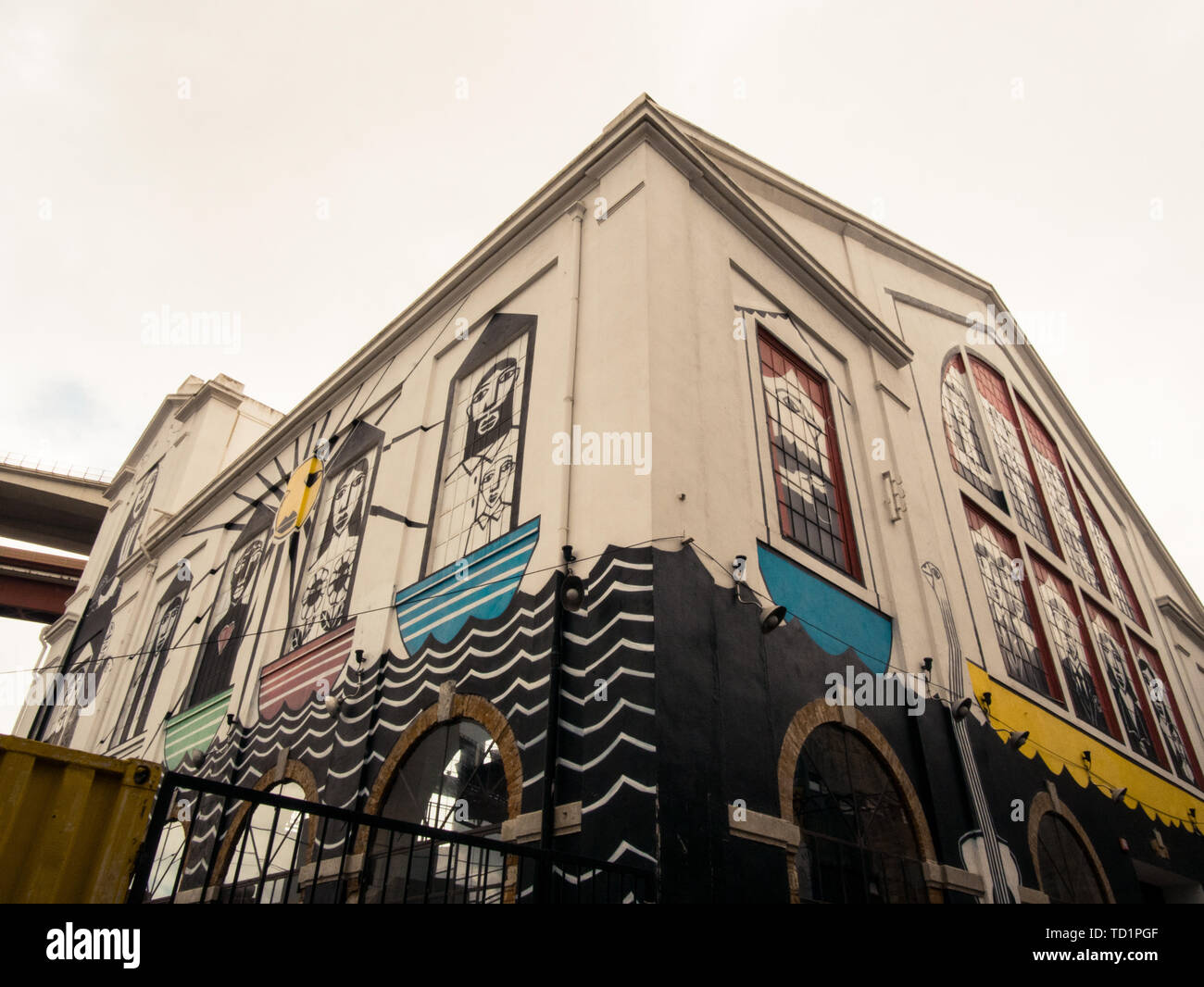Visite de la ville, dans la célèbre zone commerçante, LX Factory à Lisbonne Banque D'Images