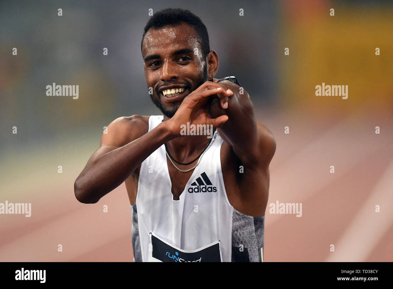 Telahun Haile Bekele de l'Ethiopie célèbre après avoir remporté le 5000m hommes à l'IAAF Diamond League Golden Gala Roma 06-06-2019 Stadio Olimpico et moi Banque D'Images