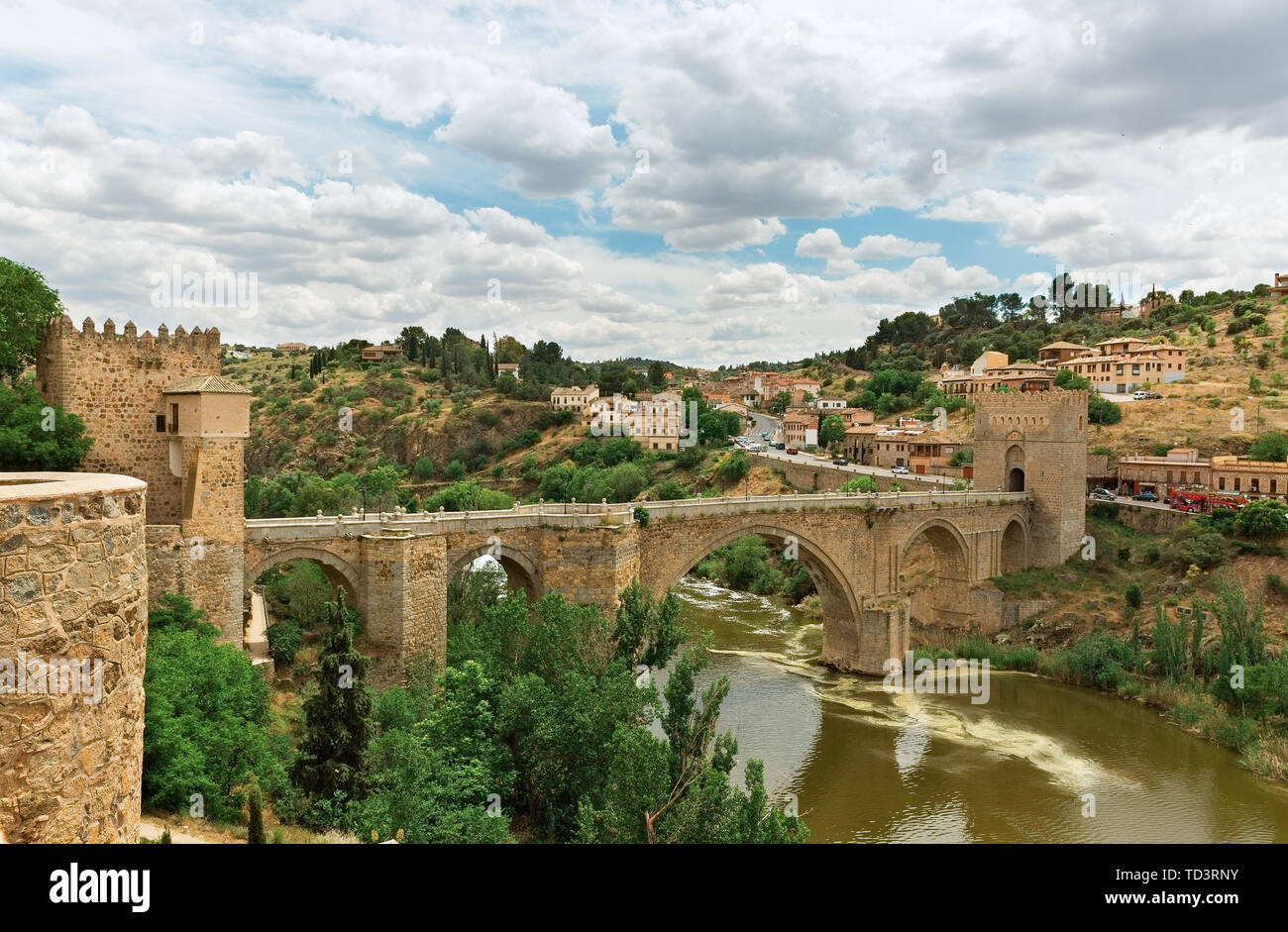 Beau pont romain à Tolède Banque D'Images