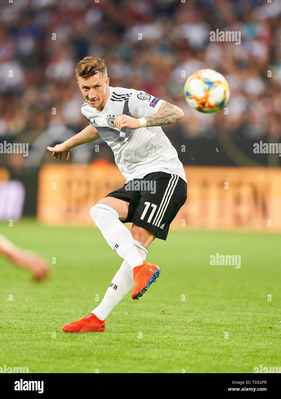 Mainz, Allemagne. 11 Juin, 2019. Marco REUS, 11 partitions, DFB shoots but pour tirer au but 5-0, sortez, shot, coup franc, ALLEMAGNE - ESTONIE 8-0 Important : DFB règlement interdit toute utilisation des photographies comme des séquences d'images et/ou quasi-vidéo. Qualification pour les Championnats d'Europe, EM Saison 2018/2019 Quali, 2020, le 11 juin 2019 à Mayence, en Allemagne. Crédit : Peter Schatz/Alamy Live News Banque D'Images