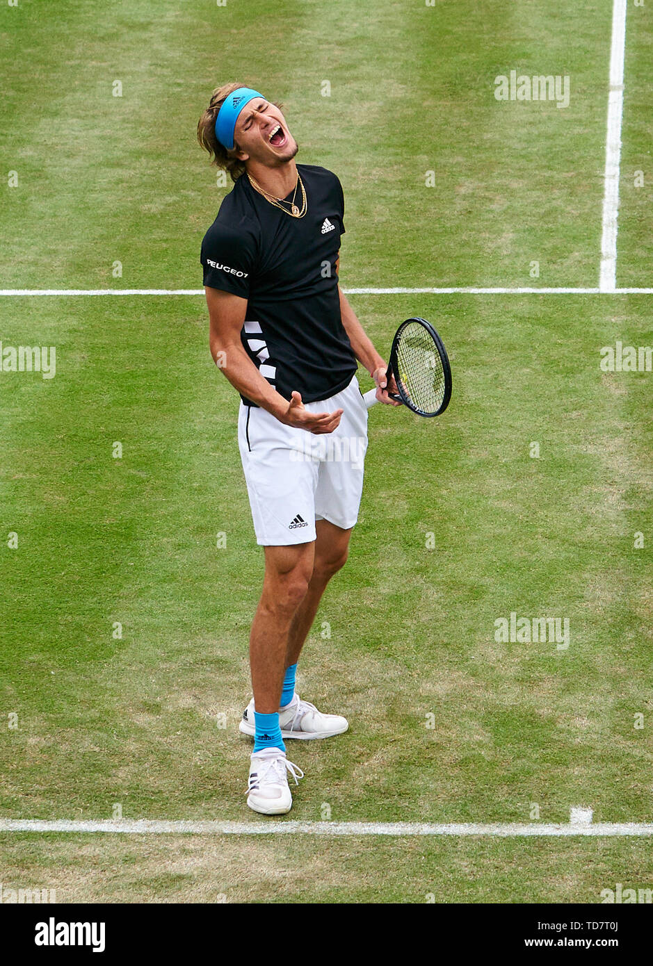 Stuttgart, Allemagne. 13 Juin, 2019. Alexander ZVEREV, GER en colère dans son match contre Dustin BROWN (GER) à l'ATP Tennis Open Mercedes sur l'herbe à Stuttgart , Juin 13, 2019. Crédit : Peter Schatz/Alamy Live News Banque D'Images