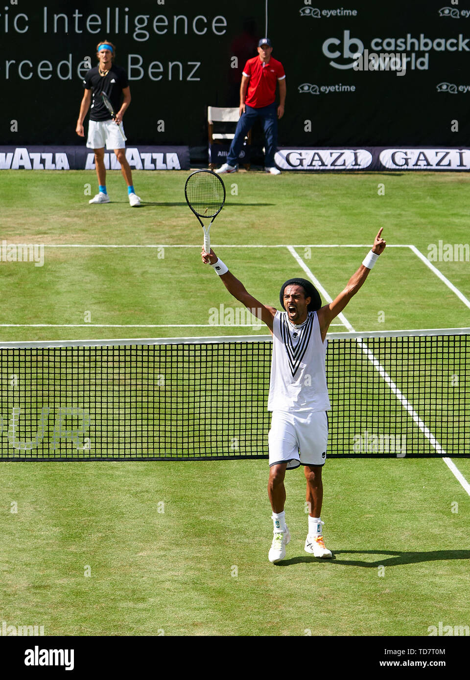 Stuttgart, Allemagne. 13 Juin, 2019. Dustin BROWN (GER) célébrer dans son match contre Alexander ZVEREV, GER à l'ATP Tennis Open Mercedes sur l'herbe à Stuttgart , Juin 13, 2019. Crédit : Peter Schatz/Alamy Live News Banque D'Images