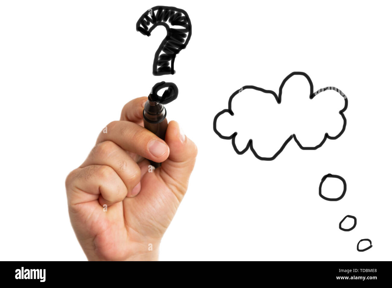 Libre de la personne proposant le point d'interrogation sur le verre avec dessin bulle pensée conseil à l'aide de marqueur noir isolated on white Banque D'Images