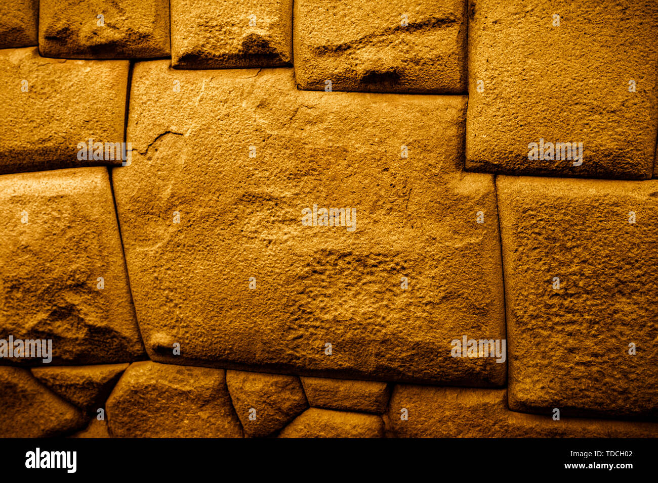 La pierre angulaire 12 célèbre couper précisément et parfaitement assemblé par les Incas dans le mur dans la ville de Cusco au Pérou. Attraction touristique. Banque D'Images