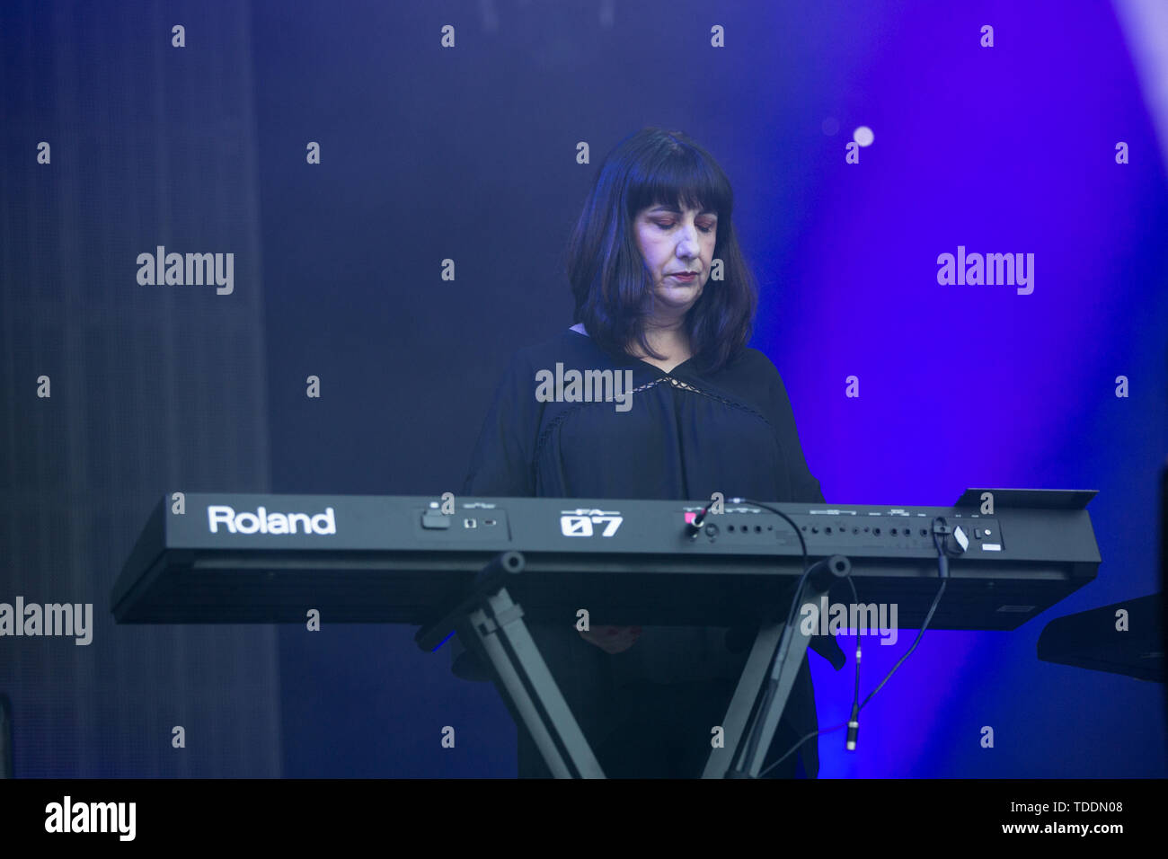 Oslo, Norvège - Juin 13th, 2019. Le groupe de rock anglais Nouvelle commande effectue un concert live au cours de la fête de la musique norvégienne Piknik i Parken 2019 à Oslo. Musicien Gillian Gilbert est ici vu sur scène. (Photo crédit : Gonzales Photo - Per-Otto IPPO). Banque D'Images