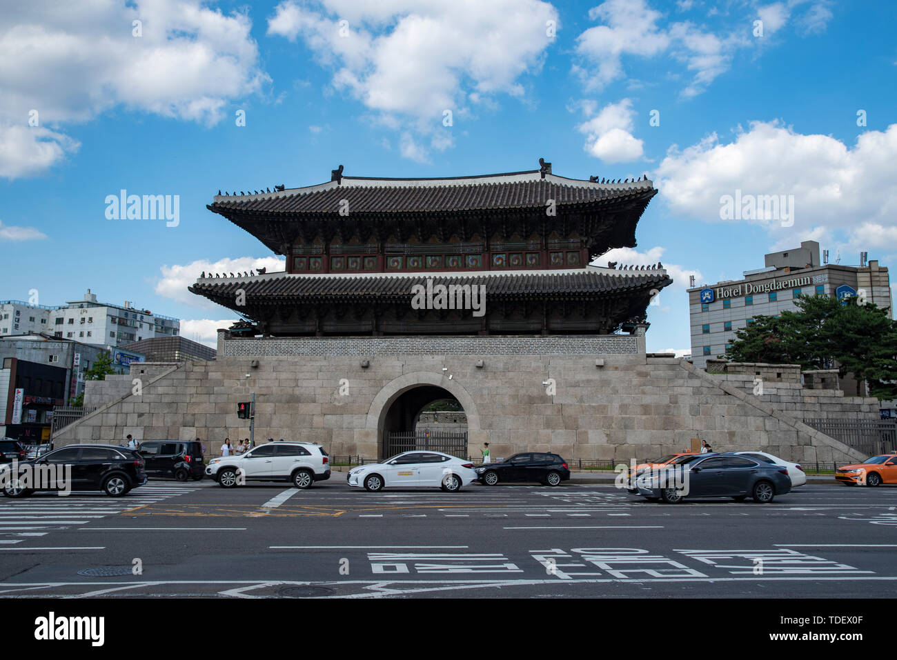 Seoul, Corée - 28 Jun 2019 : Tournage autour de porte Dongdaemun(Heunginjimun), Séoul, Corée du Sud Banque D'Images