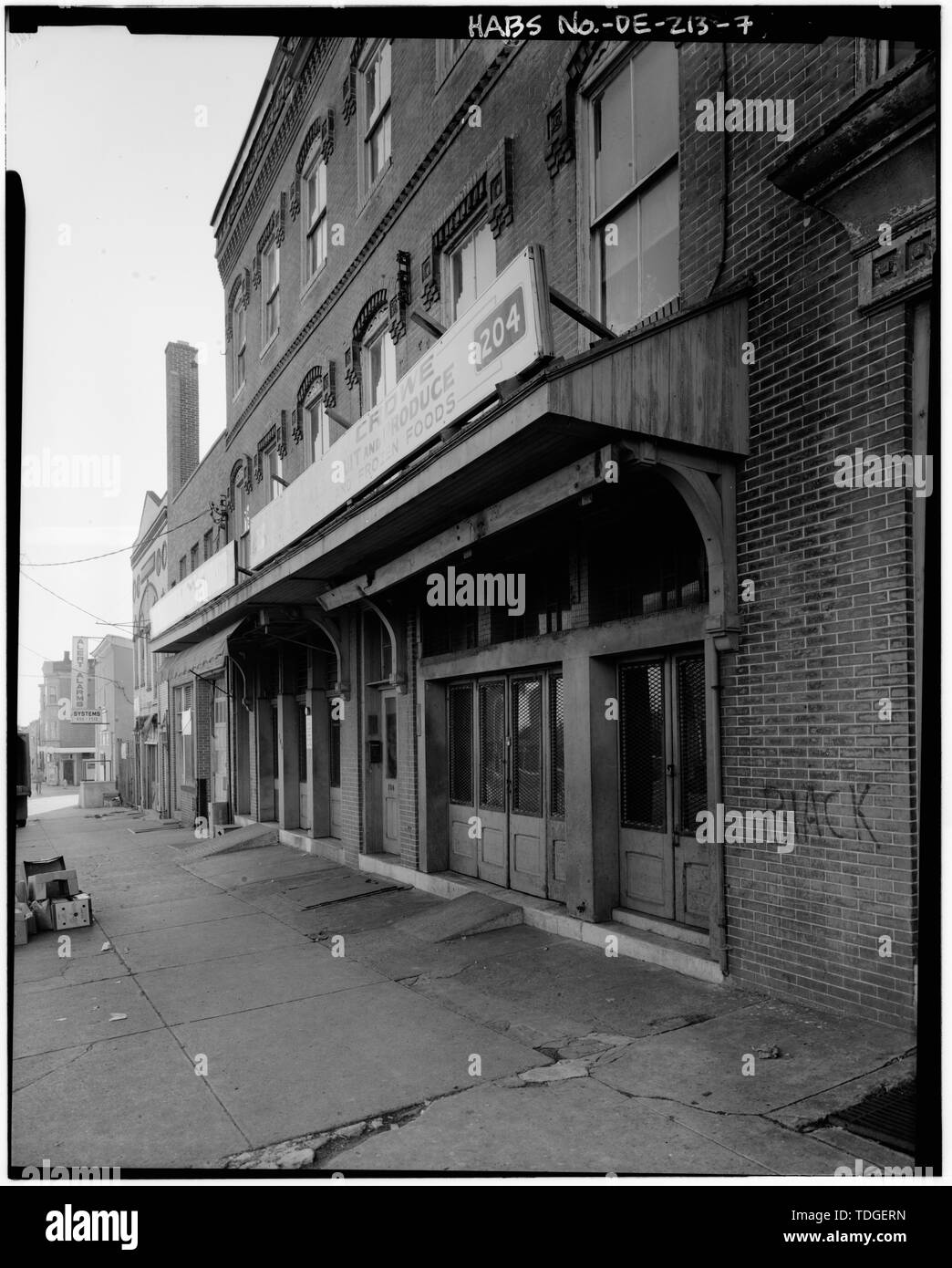 Nord-est de l'avant, vue de Trois-quarts DE STORE FRONTS EN 200 et 204, 4e rue - Construction Phillips-Thompson, 200-206 East Fourth Street, Wilmington, New Castle Comté, DE Banque D'Images