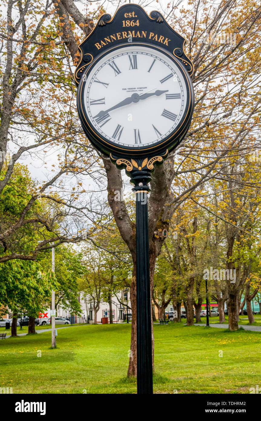 L'horloge dans Bannerman Park, St John's, Terre-Neuve. Banque D'Images