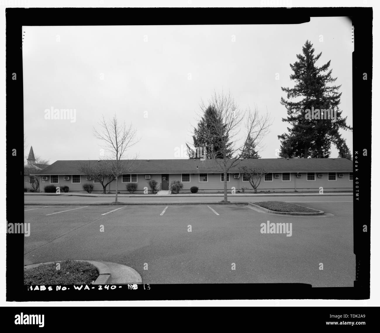 Quartiers des officiers (A6), AU NORD (AVANT) l'altitude, À L'Hôpital Général - Barnes, East Quatrième Boulevard ordinaire et O Street, Vancouver, comté de Clark, WA ; Département des affaires des anciens combattants ; Jackson-Retondo, Elaine, émetteur ; Avery, Christy, émetteur Banque D'Images