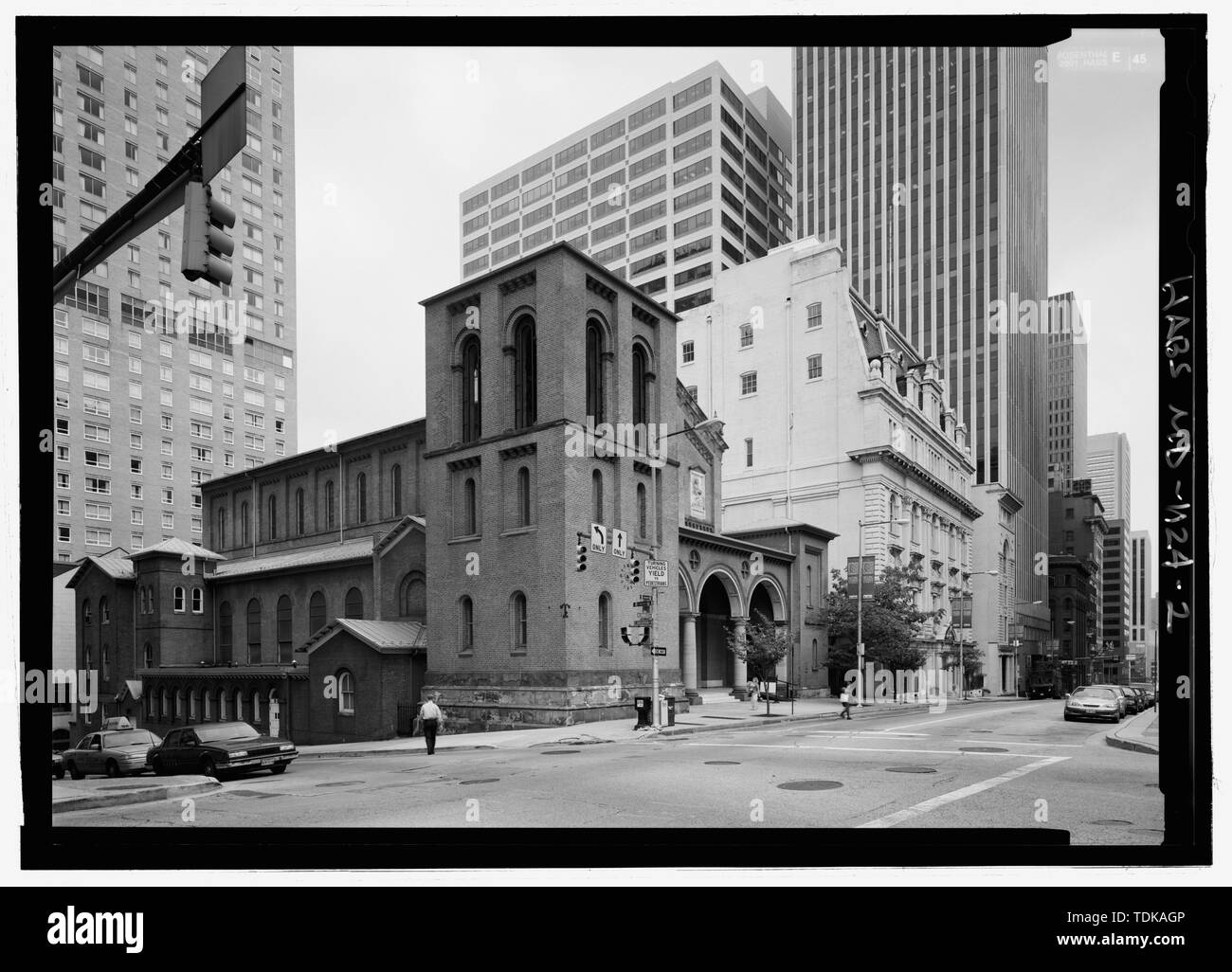 - Saint Paul's Episcopal Church, 233 North Charles Street, Baltimore, ville indépendante, MD ; Upjohn, Richard ; Tiffany and Company ; Armstrong, D. Maitland ; Chase et Ames ; Long, Robert Cary ; Miles, Coates et Youle ; Rupel et Feining ; forte et de l'acier ; Joyce, John ; Whittingham, William Rollinson ; Restauration ; Capellano Tidewater, Antonio ; Rosenthal, James W, photographe ; Ossman, J Laurie, historien Banque D'Images