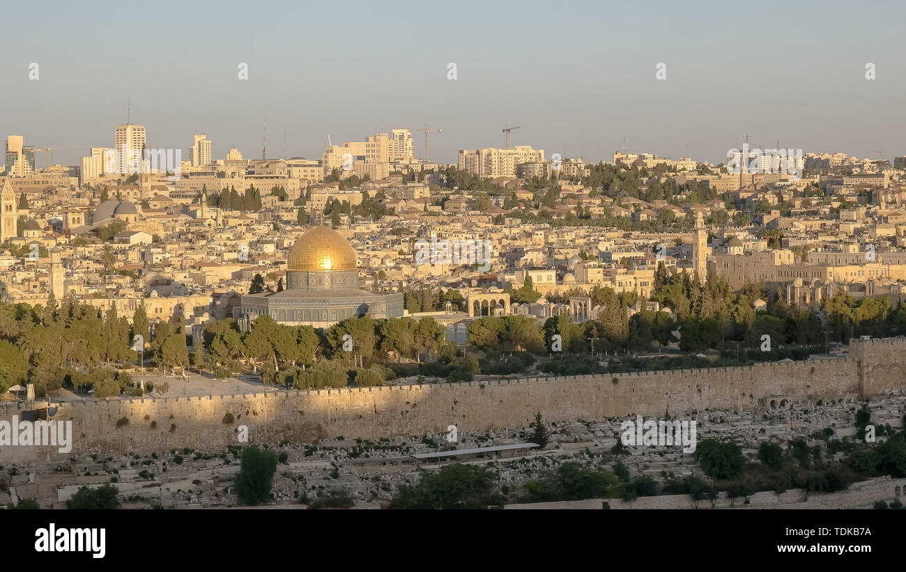 Lever du soleil sur la mosquée dôme du Rocher à Jérusalem, Israël Banque D'Images