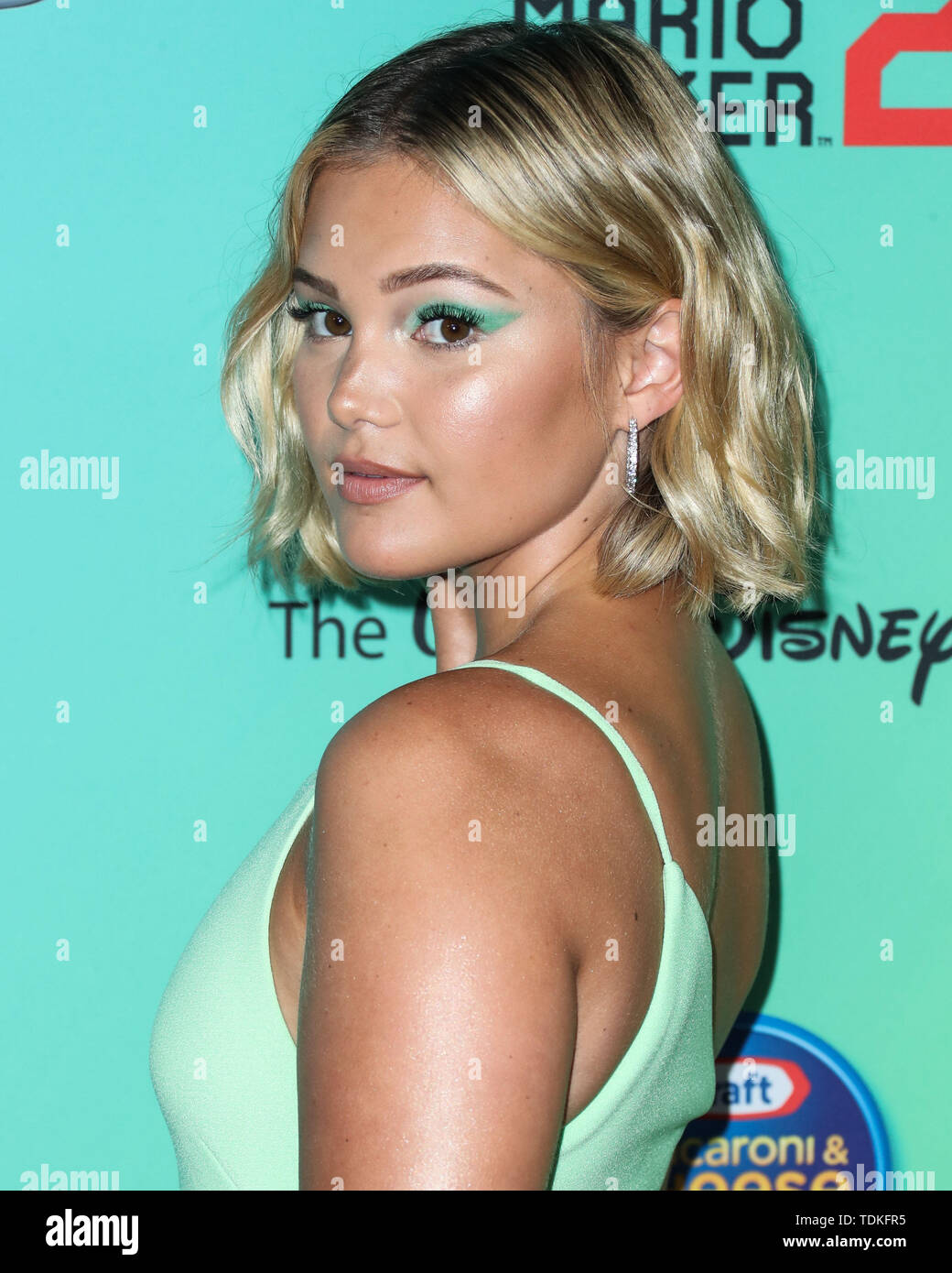 STUDIO CITY, LOS ANGELES, CALIFORNIE, USA - 16 juin : L'actrice Olivia Holt arrive à la Radio 2019 ARDYs : une célébration de la musique de Disney (Disney Radio Music Awards 2019) a tenu à CBS Studio Center Studios Radford - le 16 juin 2019 à Studio City, Los Angeles, Californie, États-Unis. (Photo par Xavier Collin/Image Press Office) Banque D'Images