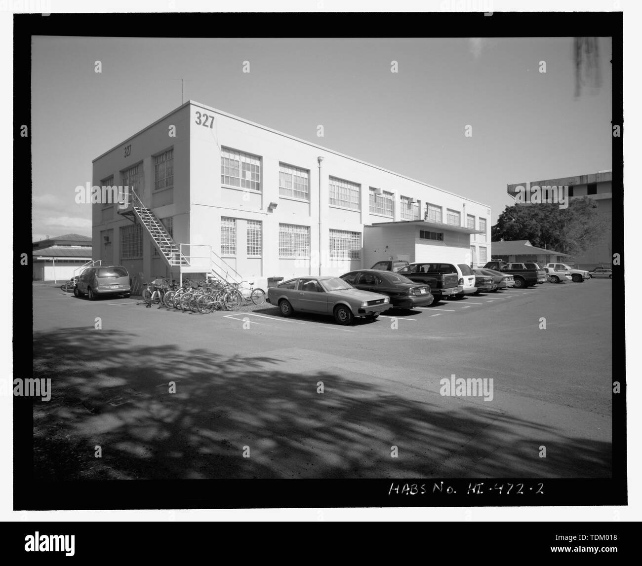 Vue oblique d'extrémité sud-est et sud-ouest, vue face à l'Est - Base navale américaine, Pearl Harbor, Storehouse-Hospital, extrémité ouest de la deuxième rue en face no 371A, Pearl City, comté de Honolulu, HI Banque D'Images