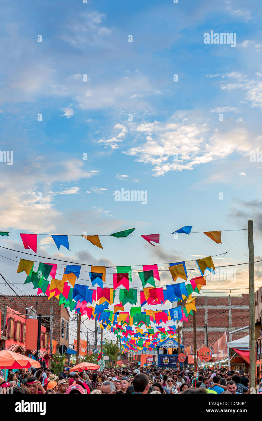 Caruaru, Pernambuco, Brésil - Juin 2019 : Célèbre São João, Festa Junina Fête Parti à Alto do Moura. Banque D'Images
