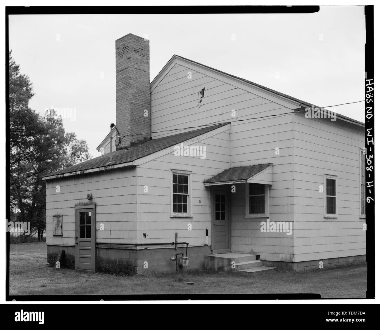 Vue EN PERSPECTIVE DU NORD (arrière) MONTRANT CHEMINÉE - Fort McCoy, le bâtiment T-1146, Sparte, comté de Monroe, WI Banque D'Images