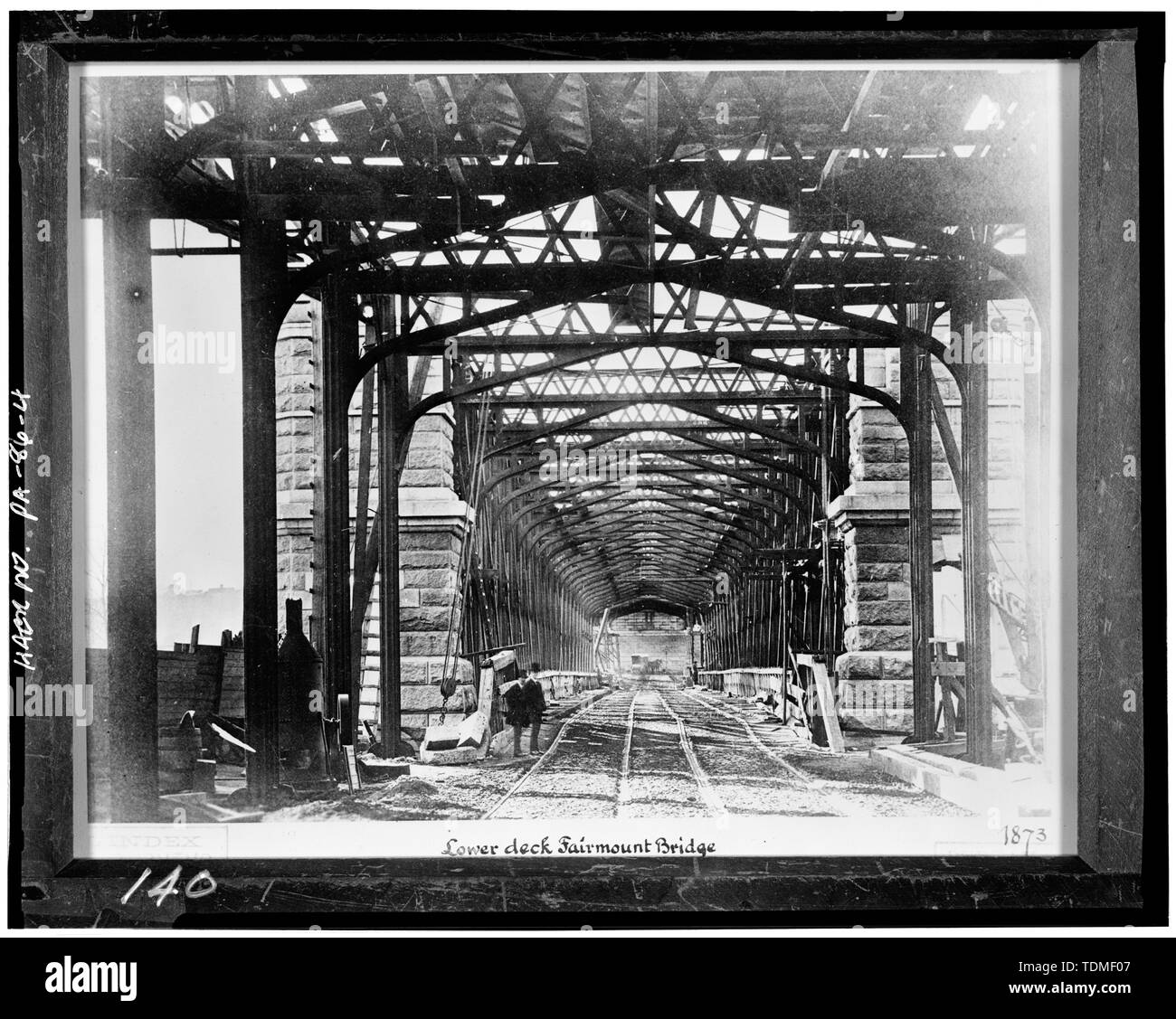 Photocopie DE 1873 VUE DE PONT INFÉRIEUR EN CONSTRUCTION - Callowhill Street Bridge, rivière Schuylkill à Spring Garden et Callowhill Rues, Philadelphie, comté de Philadelphie, PA Banque D'Images