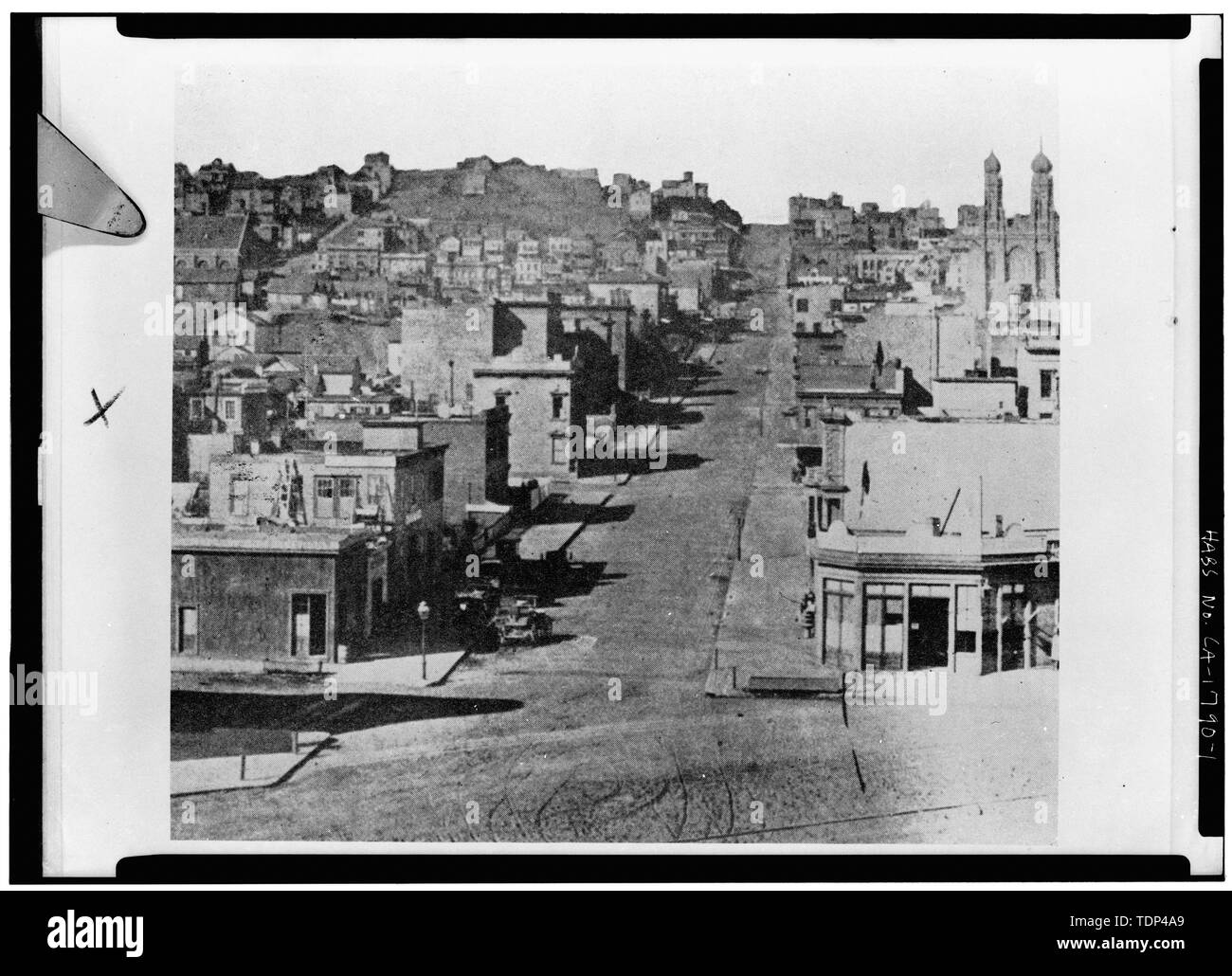 (Source inconnue, 1886 ( ?) ) Photographe inconnu, date inconnue VUE GÉNÉRALE RECHERCHE DE POWELL STREET DE MARKET STREET - Powell Street, San Francisco, Comté de San Francisco, CA Banque D'Images