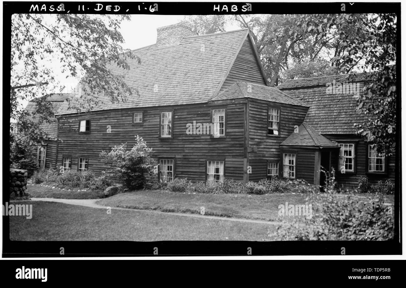 Photo- Thos. T. Waterman. Juin 1936 VUE DEPUIS LE SUD-EST - Jonathan Fairbanks House, 511 East Street, Dedham, comté de Norfolk, MA Banque D'Images