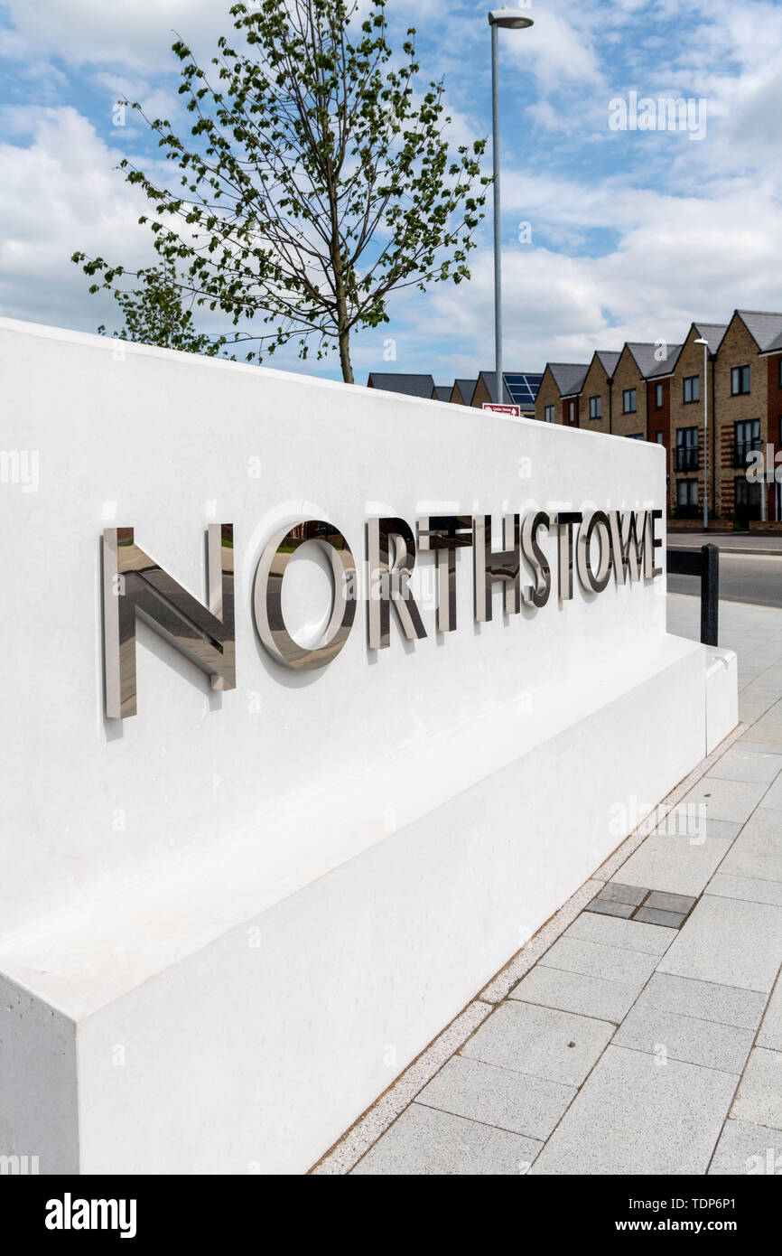 Le signe pour Northstowe une nouvelle ville en construction à South Cambridgeshire UK - un nouveau développement immobilier au Royaume-Uni Banque D'Images