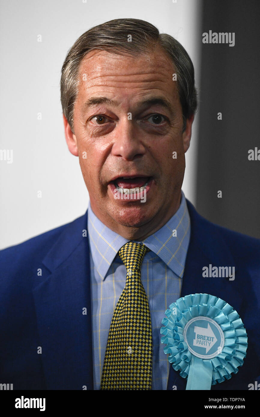 Ex-chef du parti UKIP Nigel Farage assiste à la partie 'Brexit' rassemblement à Edinburgh's Corn Exchange. Avec : Nigel Farage Où : Édinbourg, Royaume-Uni Quand : 17 mai 2019 Credit : Euan Cherry/WENN Banque D'Images