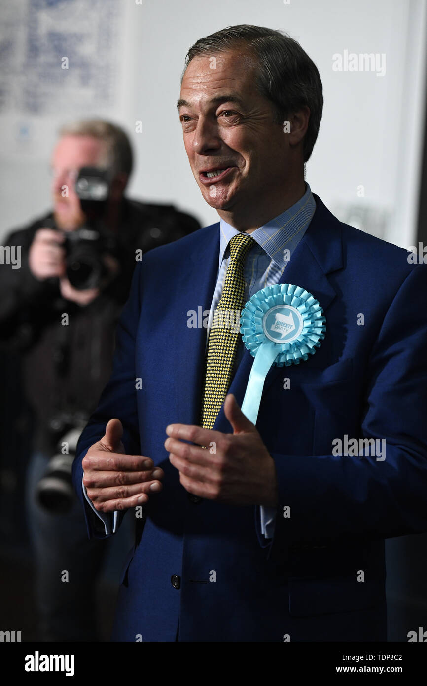Ex-chef du parti UKIP Nigel Farage assiste à la partie 'Brexit' rassemblement à Edinburgh's Corn Exchange. Avec : Nigel Farage Où : Édinbourg, Royaume-Uni Quand : 17 mai 2019 Credit : Euan Cherry/WENN Banque D'Images
