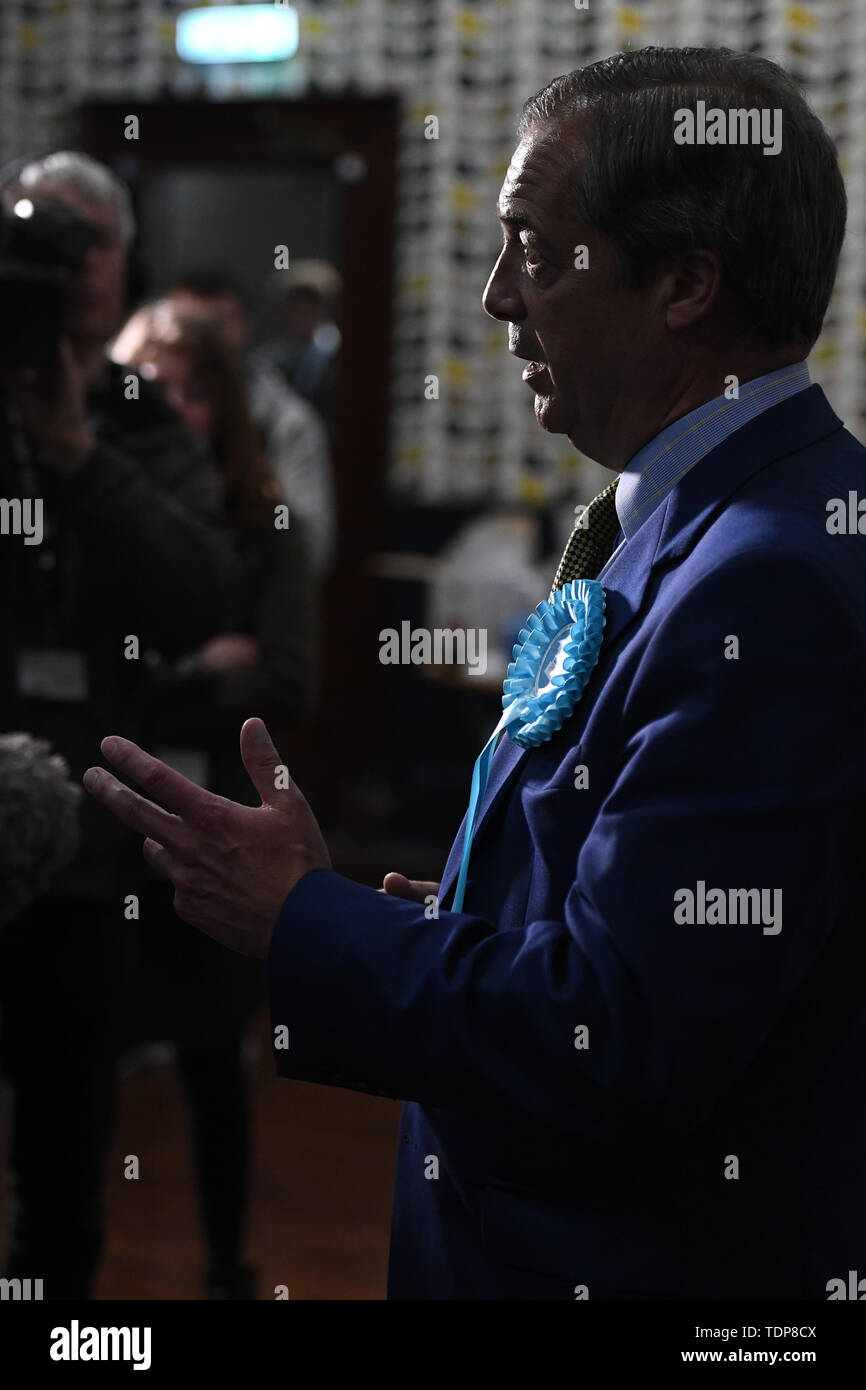 Ex-chef du parti UKIP Nigel Farage assiste à la partie 'Brexit' rassemblement à Edinburgh's Corn Exchange. Avec : Nigel Farage Où : Édinbourg, Royaume-Uni Quand : 17 mai 2019 Credit : Euan Cherry/WENN Banque D'Images