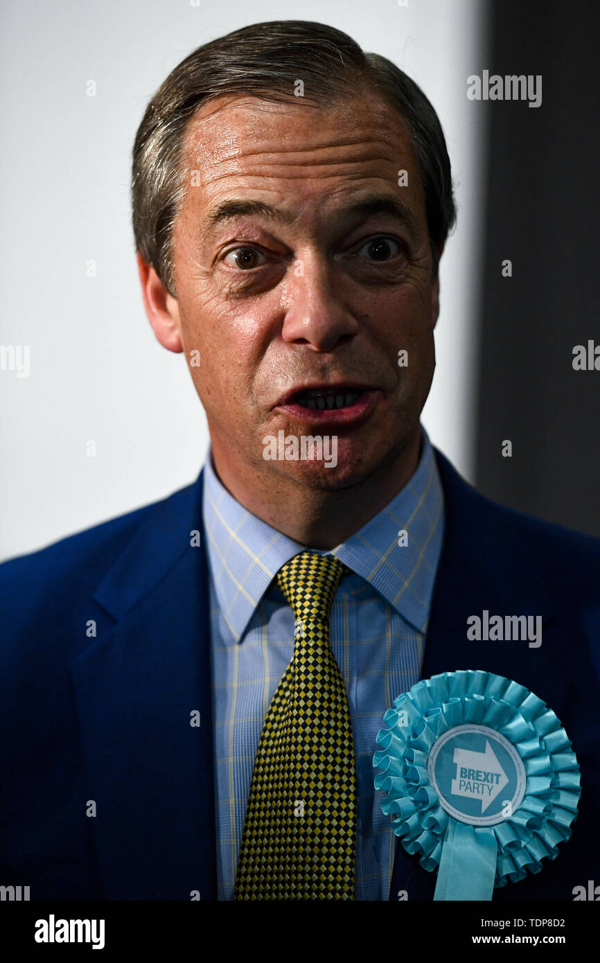 Ex-chef du parti UKIP Nigel Farage assiste à la partie 'Brexit' rassemblement à Edinburgh's Corn Exchange. Avec : Nigel Farage Où : Édinbourg, Royaume-Uni Quand : 17 mai 2019 Credit : Euan Cherry/WENN Banque D'Images
