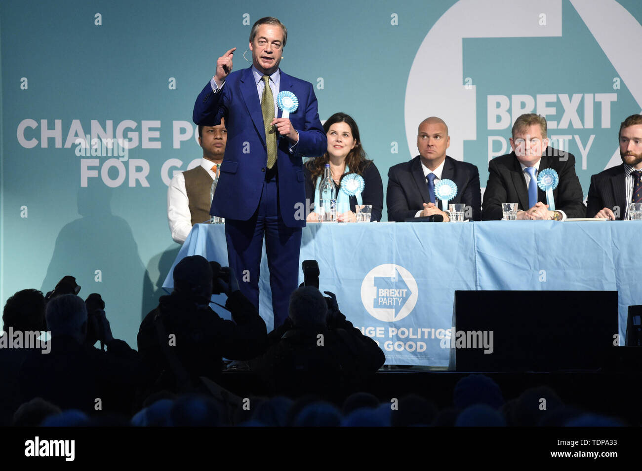 Ex-chef du parti UKIP Nigel Farage assiste à la partie 'Brexit' rassemblement à Edinburgh's Corn Exchange. Avec : Nigel Farage Où : Édinbourg, Royaume-Uni Quand : 17 mai 2019 Credit : Euan Cherry/WENN Banque D'Images