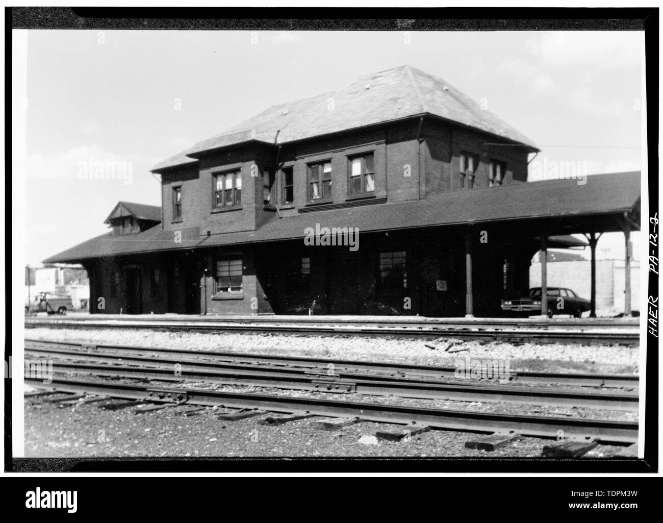 Photocopie prise par Jack E. Boucher, octobre 1972, à partir d'une photographie originale appartenant à Mlle Bessie McCartney, greffier en chef, l'Erie-Lackawanna Railroad, Meadville, PA. Vue générale DE MEADVILLE, démoli 7-72. - Erie Railway Station, Meadville, côté ouest de la rue McHenry at West end de Chestnut Street, Meadville, Crawford Comté, PA Banque D'Images