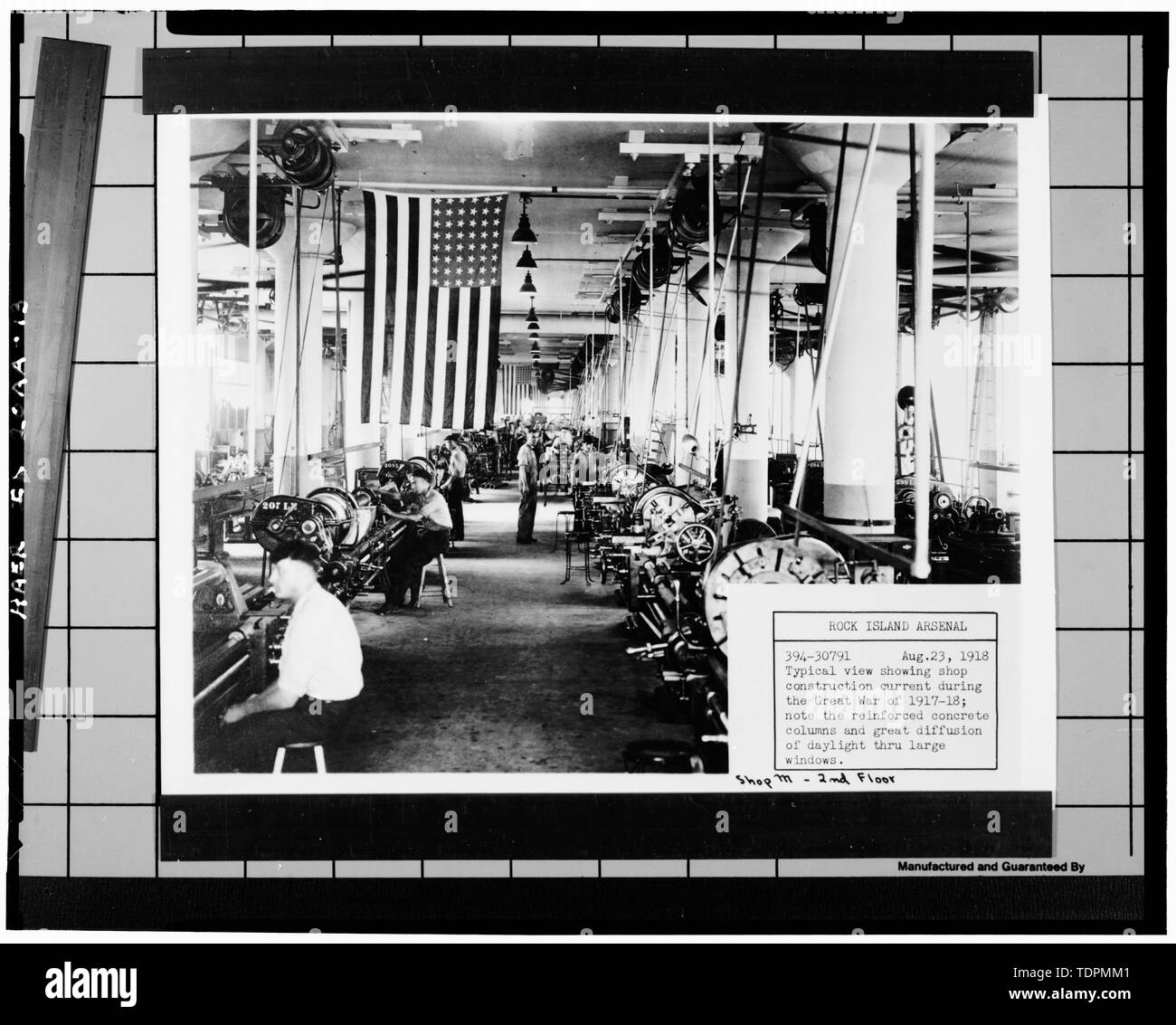 Photographie d'une photographie en possession de l'arsenal de Rock Island Bureau historique. Télévision à l'INTÉRIEUR DE LA CONSTRUCTION DE LA DALLE EN MÊME ÉTAT. En date du 23 août 1918. - Rock Island Arsenal, Bâtiment n° 220, Rodman Avenue, entre les rues Flager et Gronen, Rock Island, Rock Island Comté, IL ; Stone and Webster Company de Boston Banque D'Images