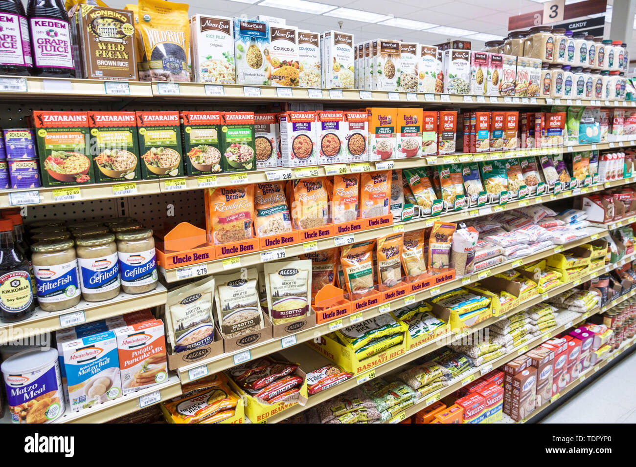 Sanibel Island Florida,Jerry's Foods,supermarché d'épicerie,intérieur,vente de tablettes,riz,emballage en boîte pilaf mix,Zatarains,proche-Orient, Banque D'Images