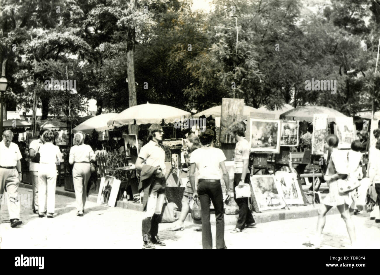 Les gens à Montmartre, Paris, France 1960 Banque D'Images