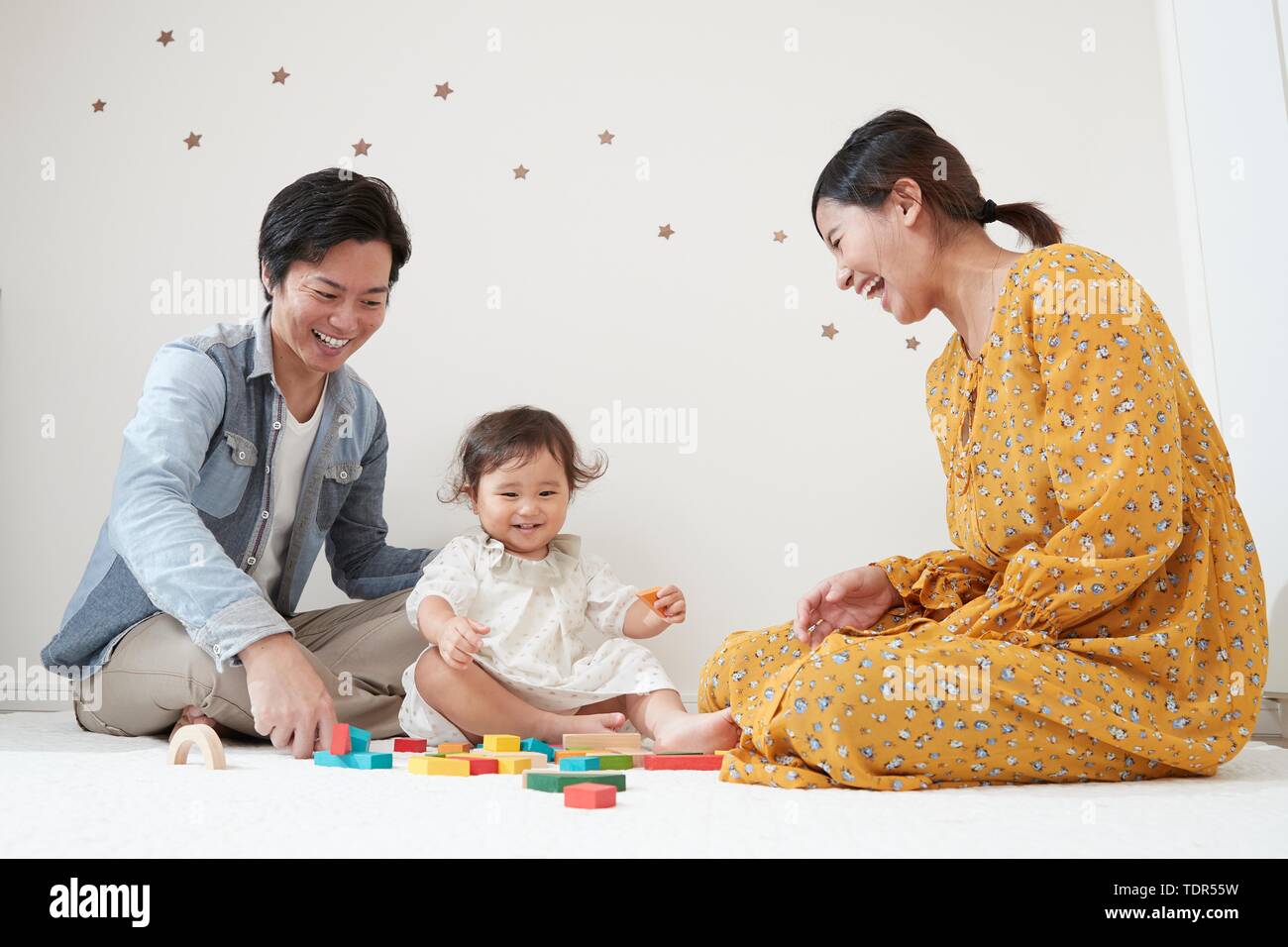 Famille japonaise à la maison Banque D'Images