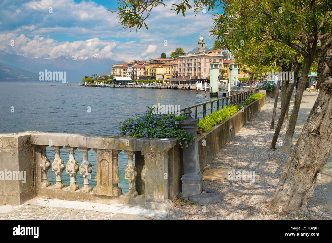 Promenade bellagio Banque de photographies et d'images à haute résolution -  Alamy