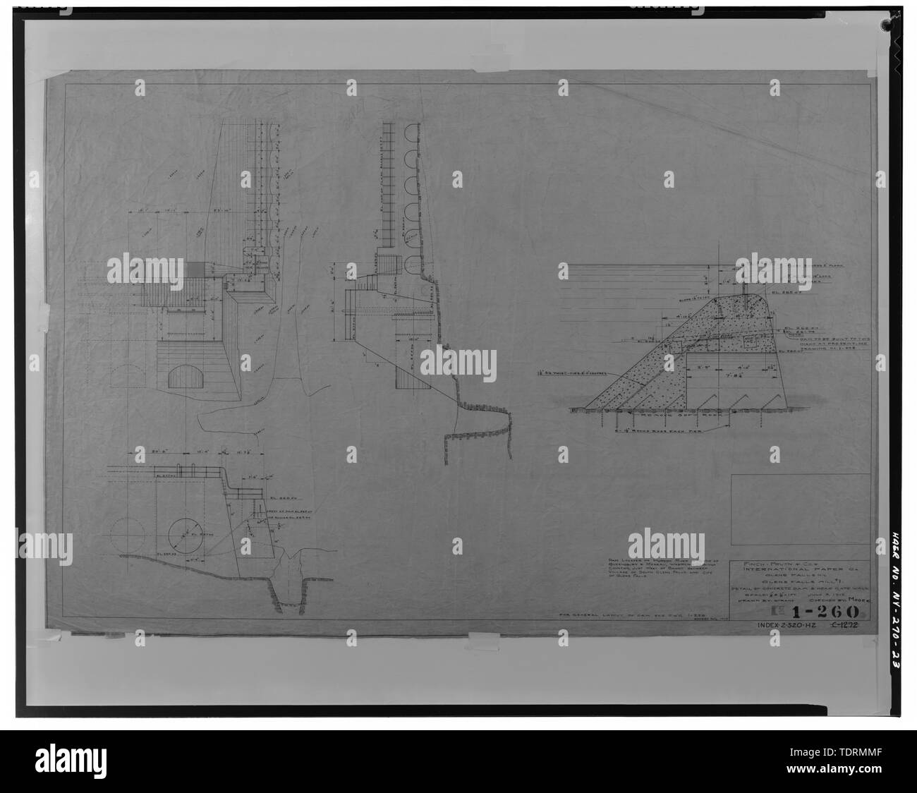 Copie photographique du dessin Encre sur lin (aux archives publiques de la Niagara Mohawk Power Corporation, 300 Eric Boulevard West, Syracuse, New York 13202), Strand, rapporteur pour avis, le 3 juillet 1913. 1-260 fiche, Finch, Pruyn et société et International Paper Company. Détail de mur de barrage en béton et vanne principale. - Glens Falls Dam, 100' à 450' à l'ouest de U.S. Route 9 pont enjambant la rivière Hudson, Glens Falls, Warren County, NY Banque D'Images