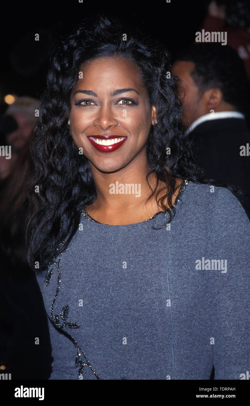 13 févr., 2000 ; Los Angeles, CA, USA ; l'actrice KENYA MOORE @ le 31ème NAACP Image Awards. (Crédit Image : © Chris Delmas/Zuma sur le fil) Banque D'Images