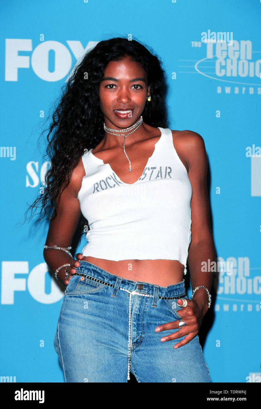 Aug 05, 2000 ; Los Angeles, CA, USA ; MTV Veejay ANANDA @ les Teen Choice Awards. . (Crédit Image : Â© Chris Delmas/Zuma sur le fil) Banque D'Images