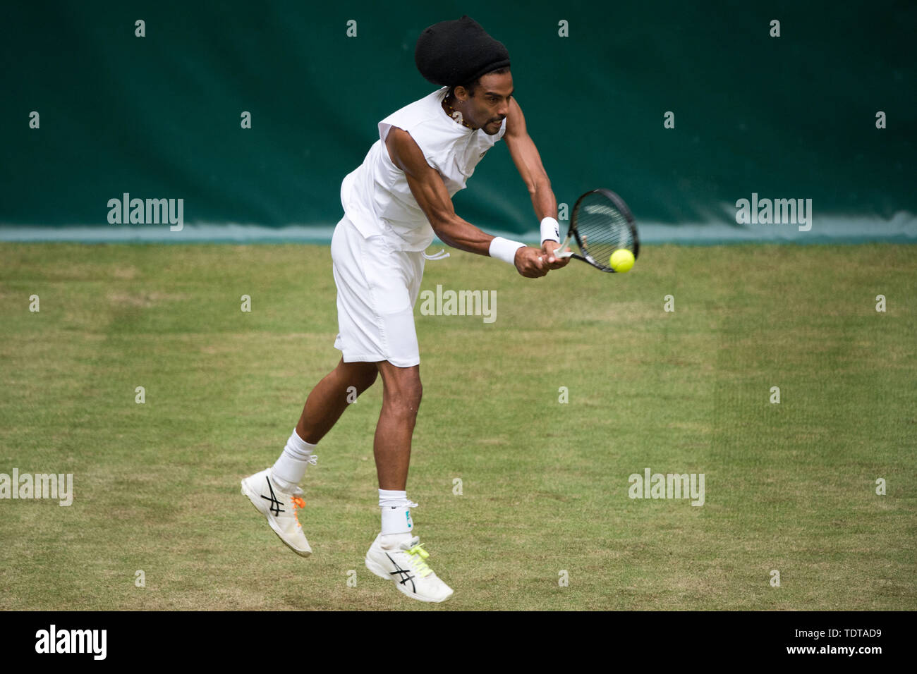 Dustin BROWN (GER) avec ballon, simple action avec ball, action, plein la figure, tennis, 27e Open 2019 NOVENTI, ATP World Tour sur 18.06.2019 à Halle (Westf.)/Allemagne. Dans le monde d'utilisation | Banque D'Images