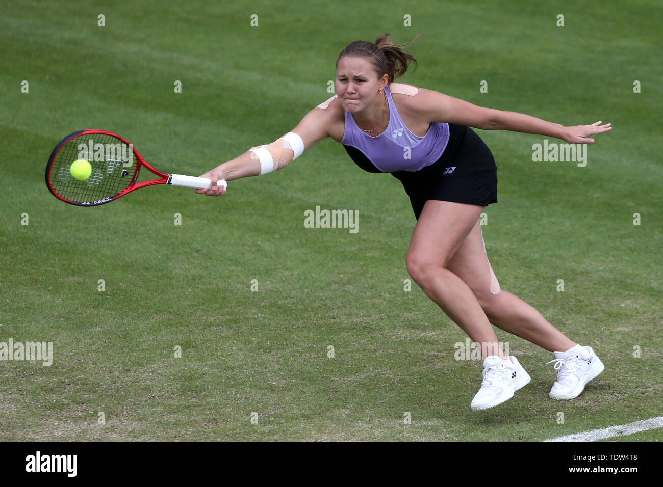 Evgeniya Rodina pendant six jours de la Nature Valley Classic à Edgbaston, Birmingham Club Priory. Banque D'Images