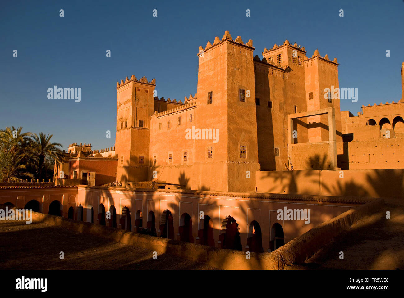 Château de boue berbère Pcsra Ali, Maroc, Agdz Kasbah Banque D'Images