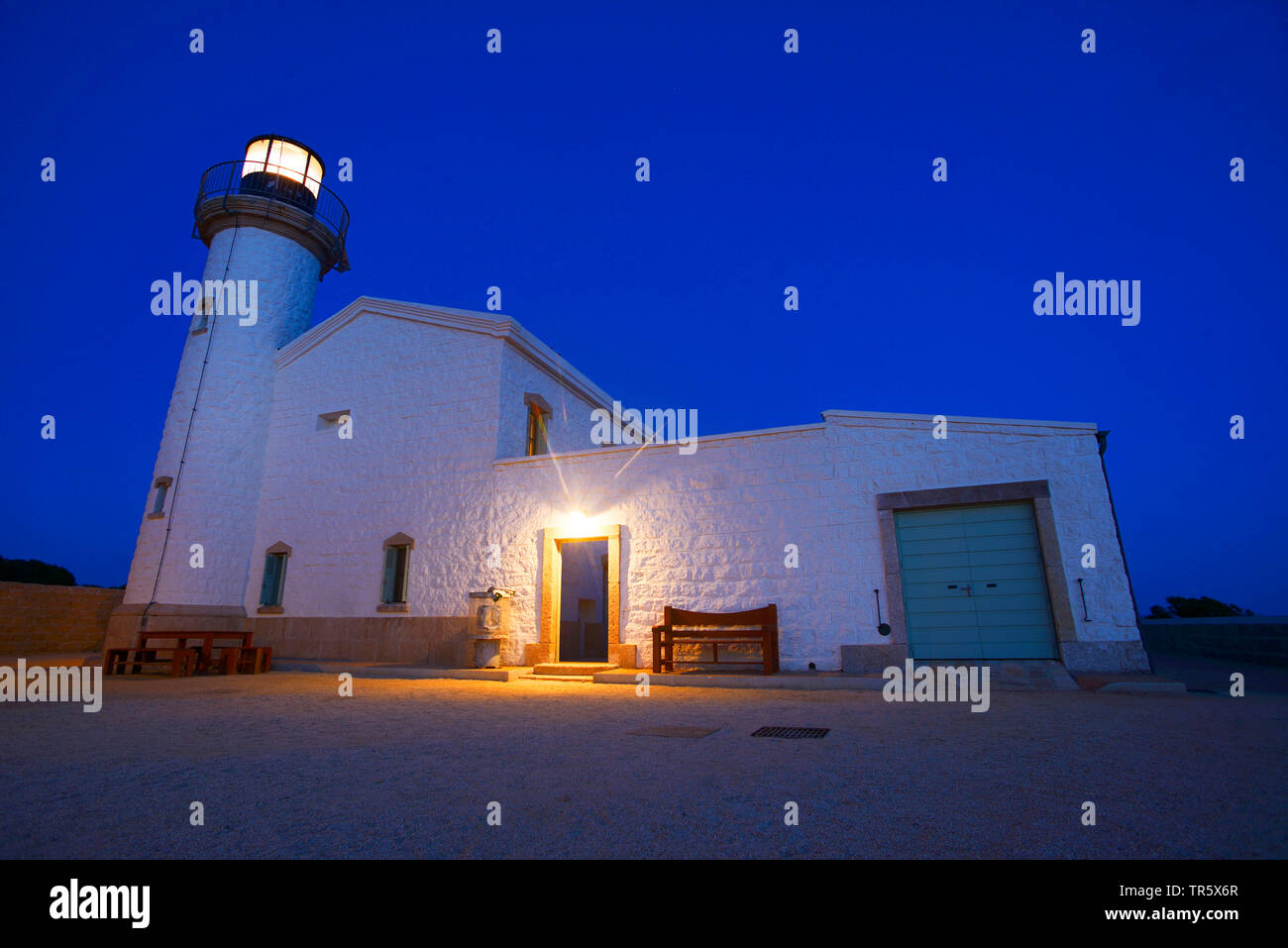 Senetosa light house dans le sud de la Corse à l'heure bleue, France, Corse Banque D'Images