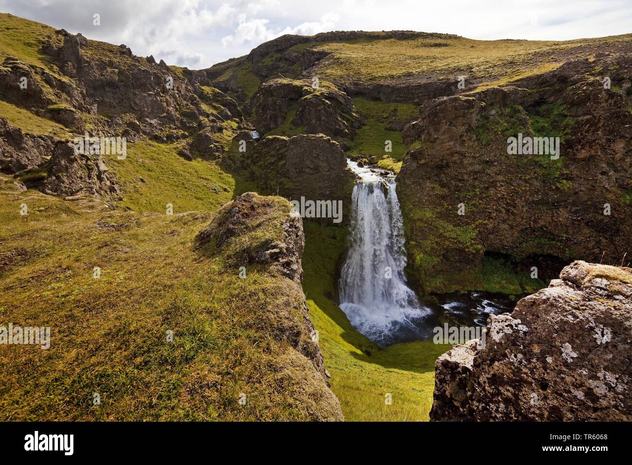 En cascade, rivière Seljaland Seljalandsa, Islande, le sud de l'Islande, Seljaland Banque D'Images