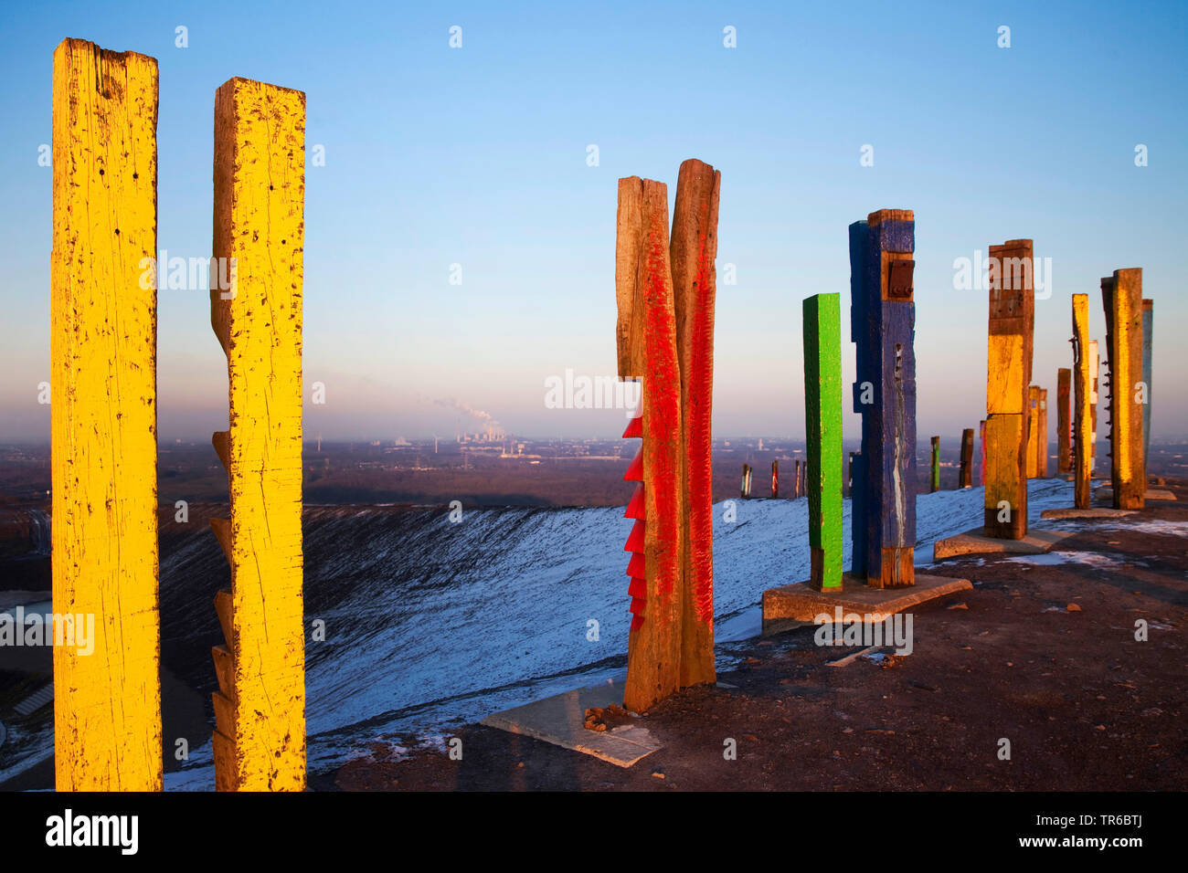 Installation 'Totems' sur le pic de la heap Haniel, Allemagne, Rhénanie du Nord-Westphalie, Ruhr, Bottrop Banque D'Images