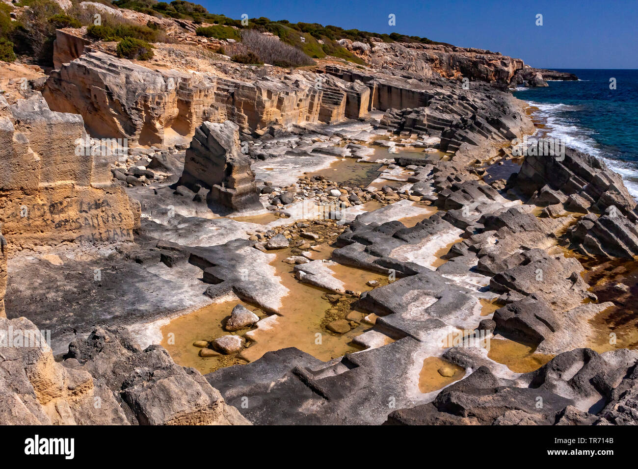 Dans la côte de la roche est de Mallorca, Espagne, Îles Baléares, Majorque Banque D'Images