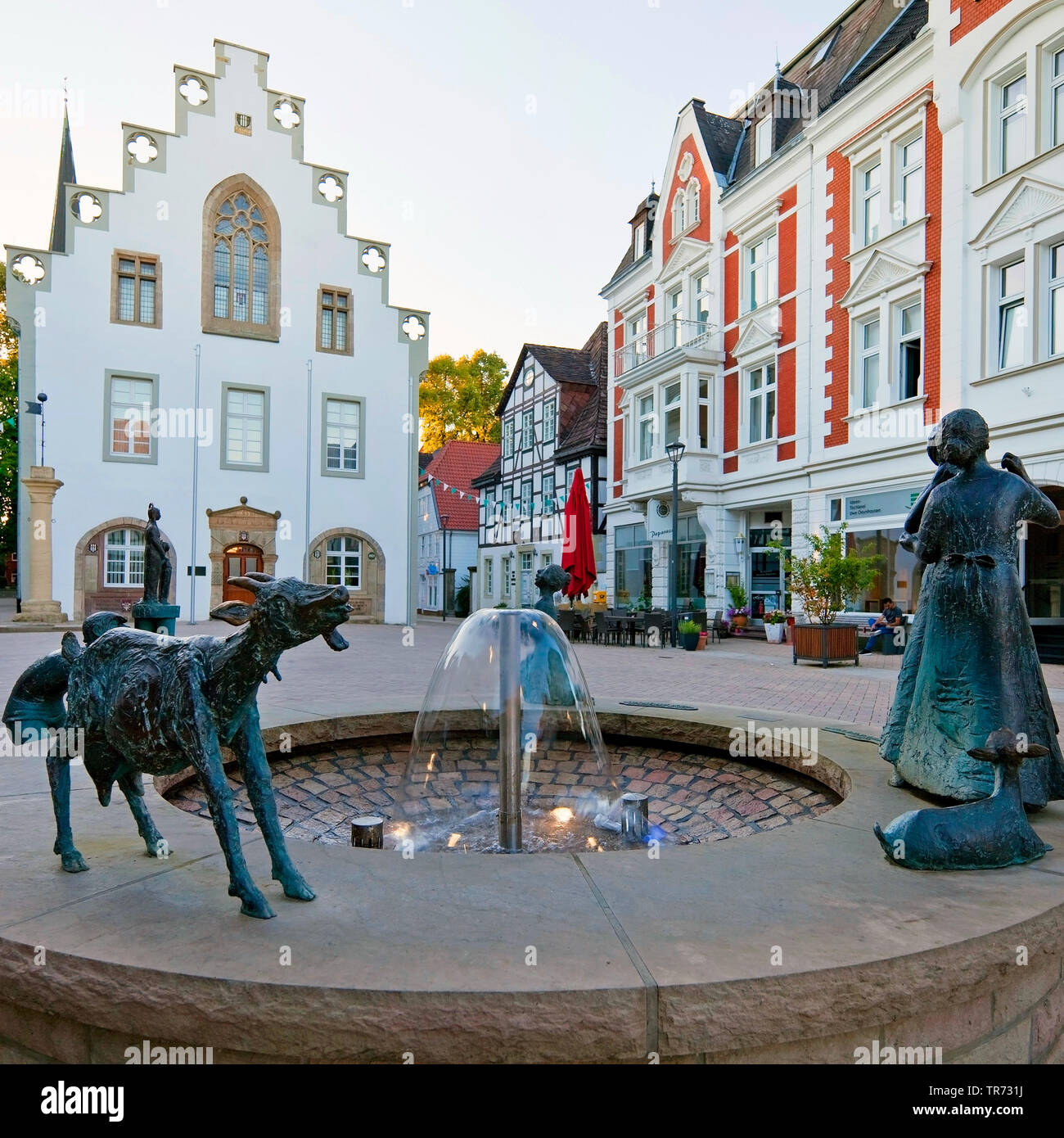 La vieille ville avec la place du marché et de la mairie, de l'Allemagne, en Rhénanie du Nord-Westphalie, à l'Est de la Westphalie, Brakel Banque D'Images